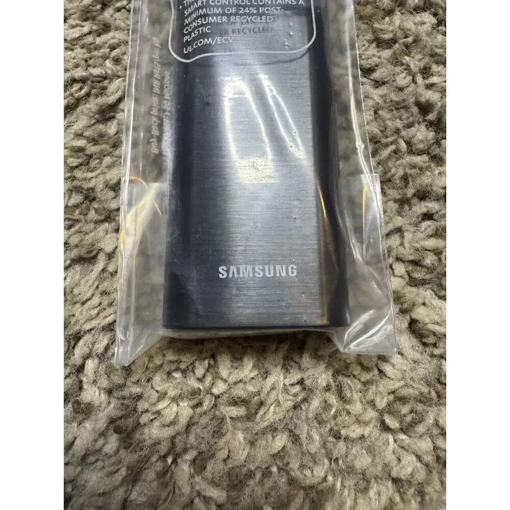 OEM Samsung Smart TV Remote Control BN59-01484A New Sealed Genuine OEM